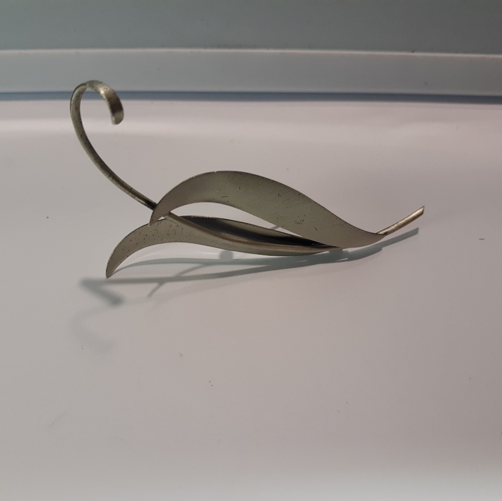 DANECRAFT STERLING BROOCH